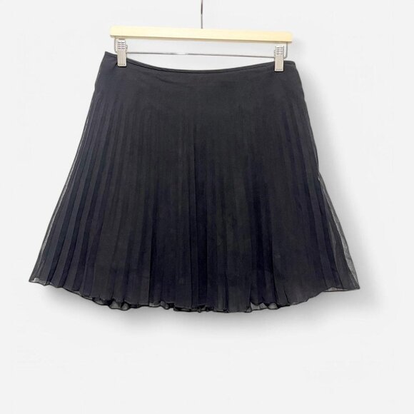 Express pleated black chiffon skirt Size 5 / 6 - Picture 1 of 5